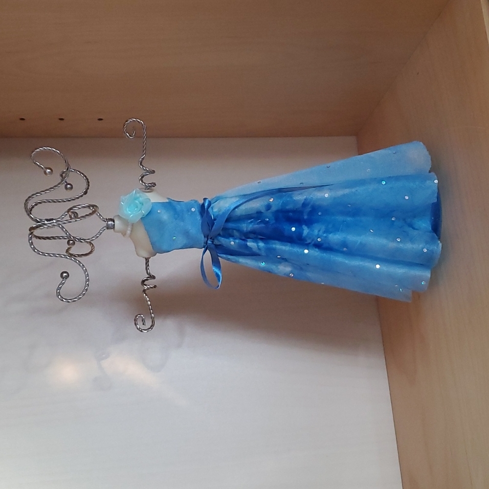 Jewelry stand